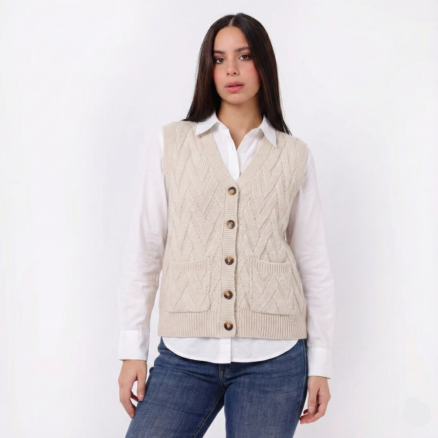 Vests — Nile Tricot